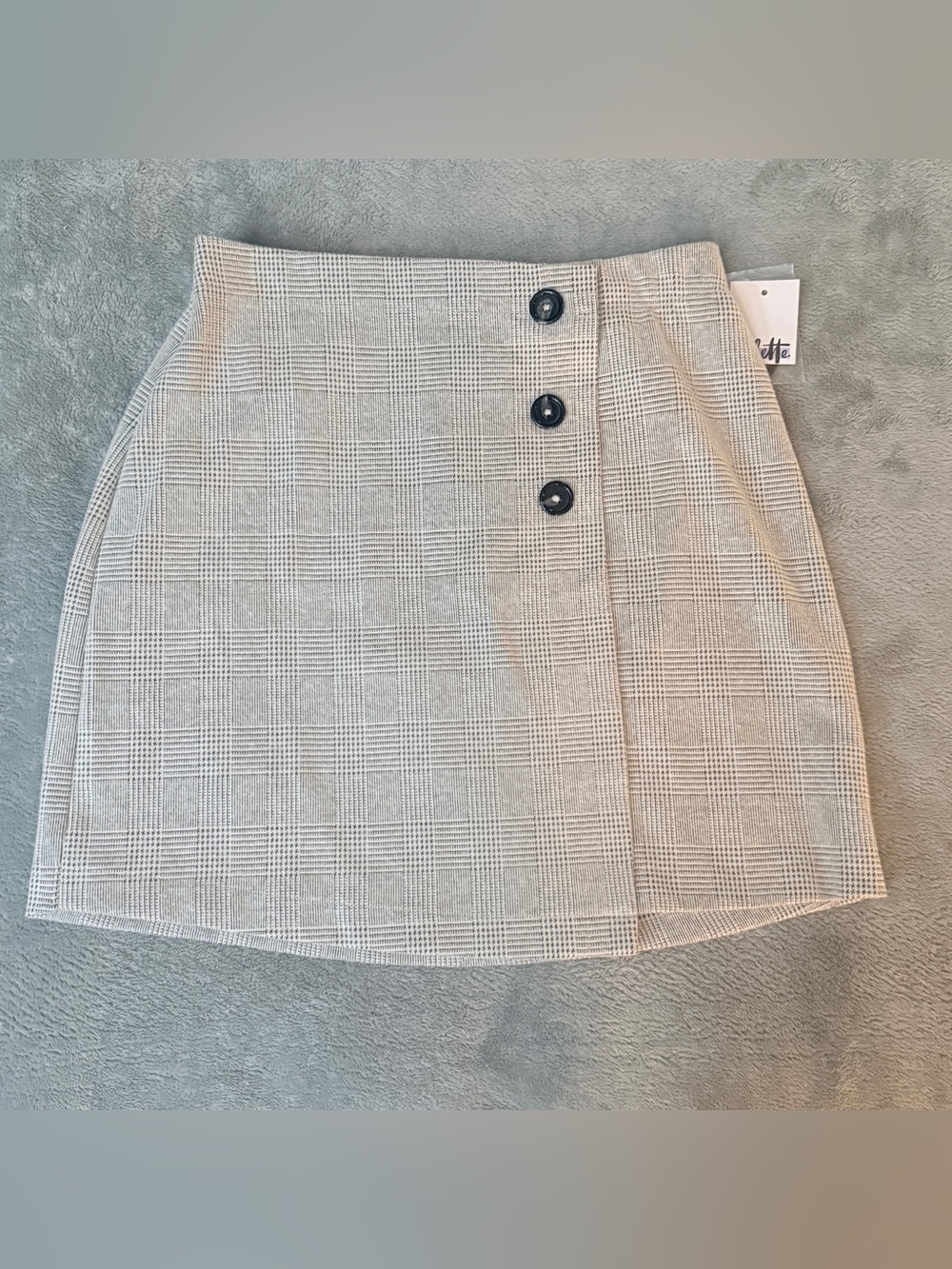 Women’s Vylette Gray Plaid A-Line Mini Skirt, Medium, NWT